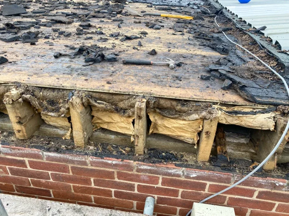 Commercial Roof Seam Repair in Independence, MO