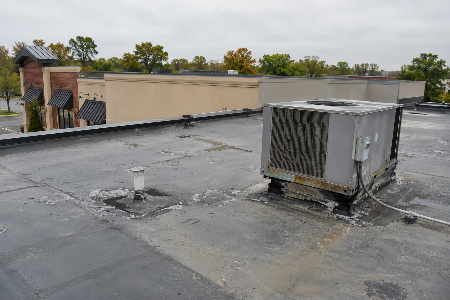Restaurant Roofing in Independence, MO