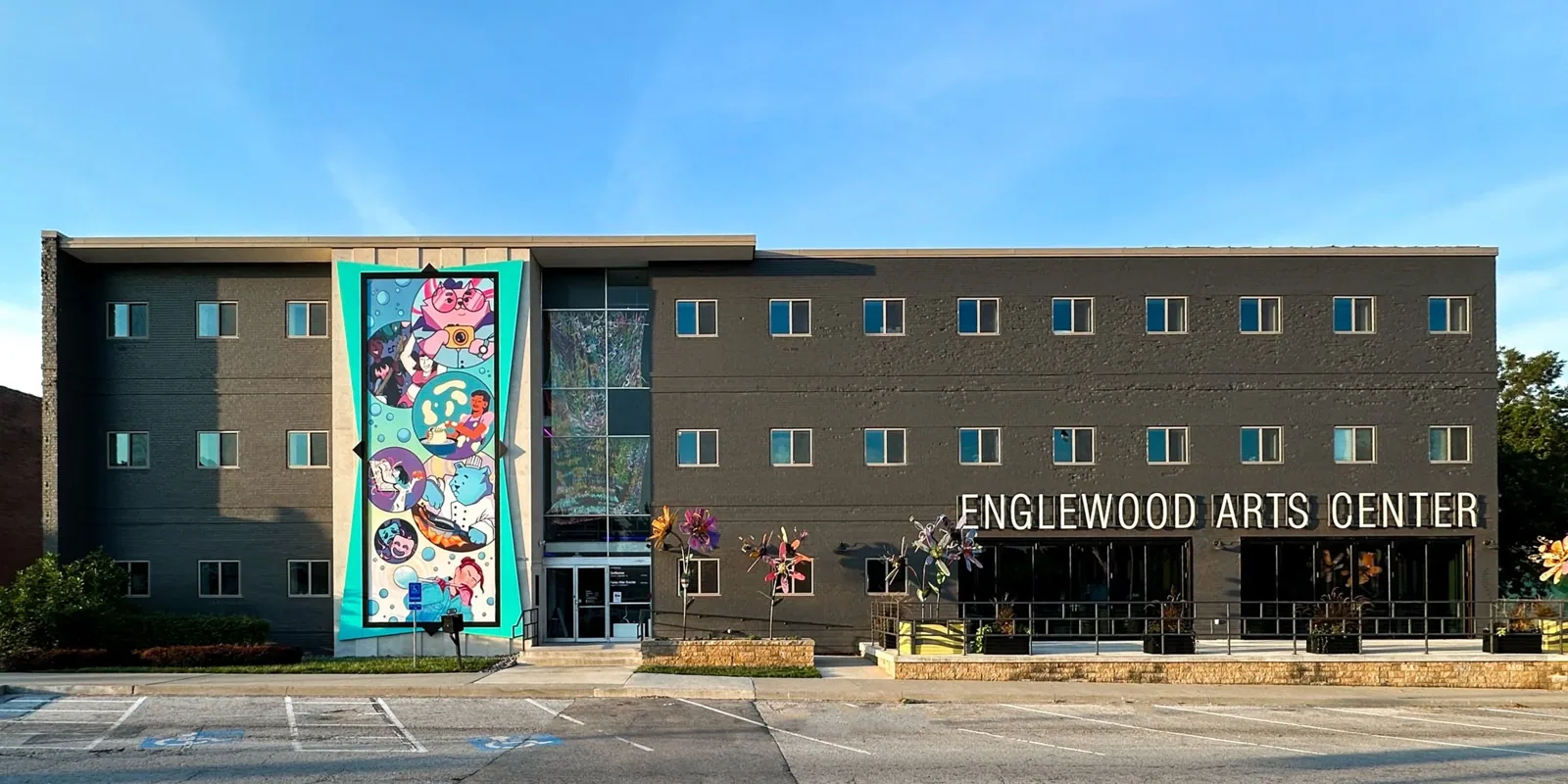 Commercial Roofing in Englewood Arts District, Independence, MO