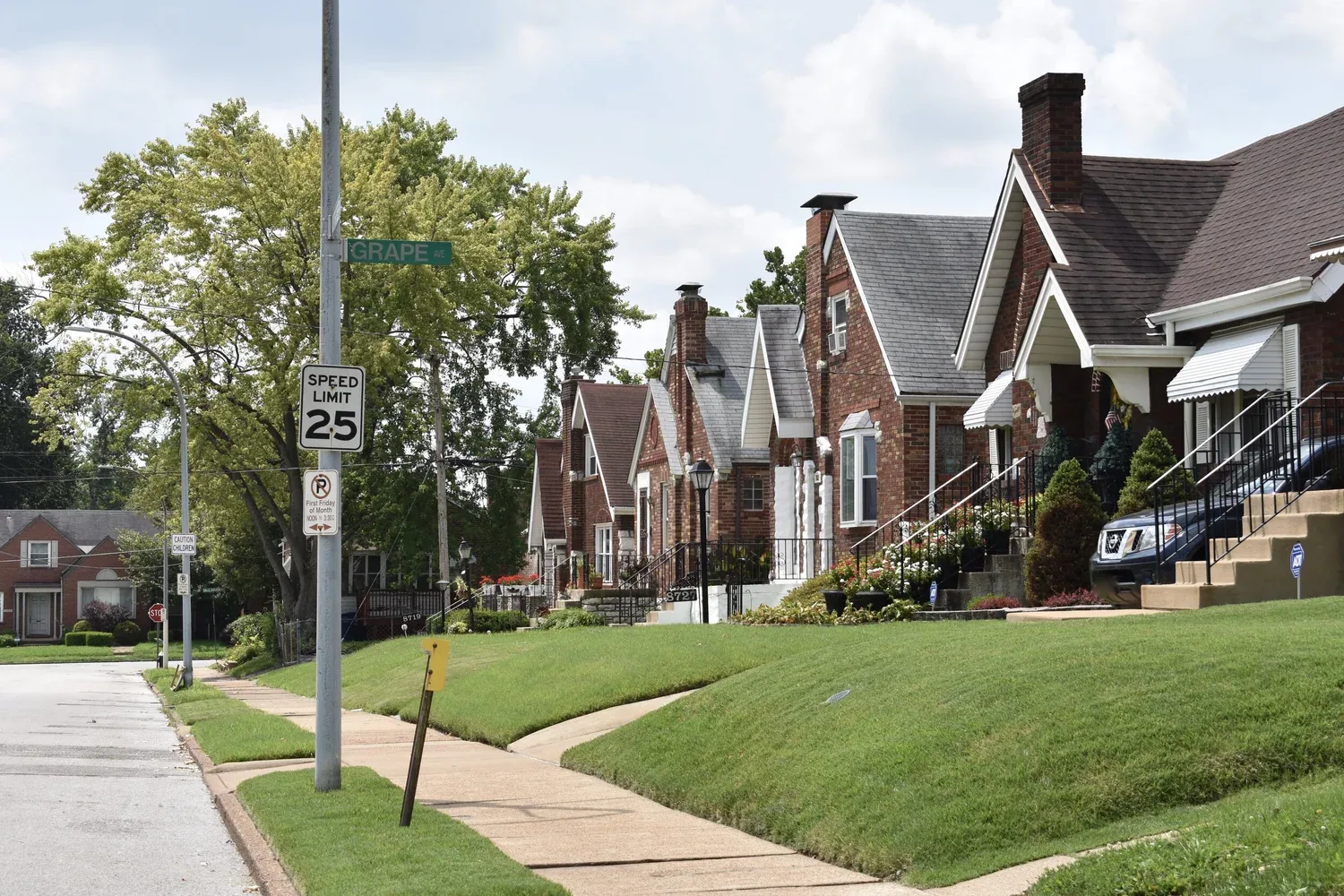 Commercial Roofing in North Main Neighborhood, Independence, MO